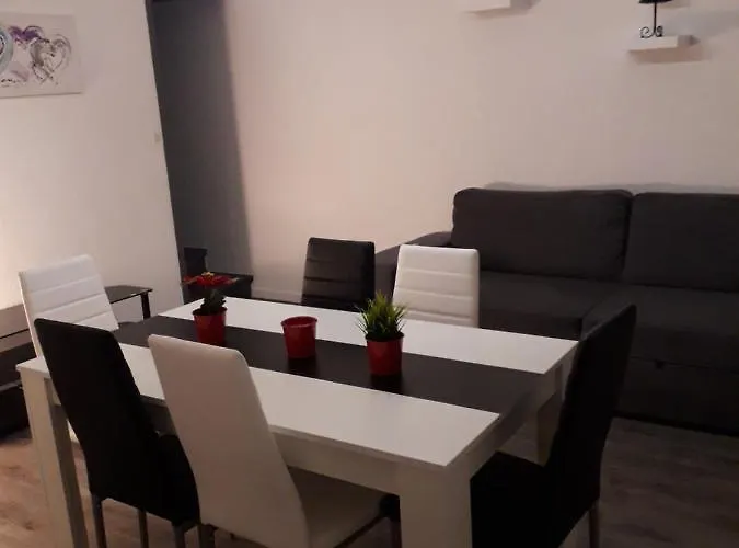 Jolie Maison De Campagne